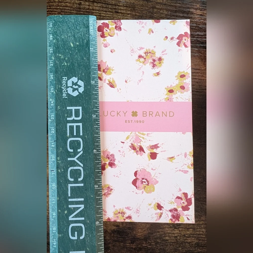 Lucky Brand Jewelry Gift Boxes - Reseller Item